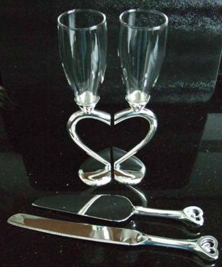 Heart to Heart Champagne Glasses and Cake Knife.