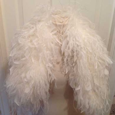 Osterich Ivory Feather Wrap