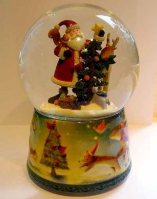 Santa & Rudolf Snow Globe